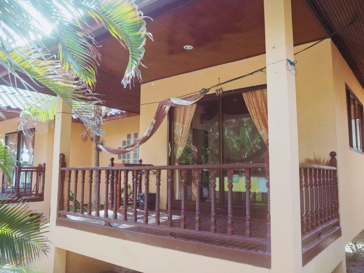 Silver Sands Resort - Тау Экстерьер фото