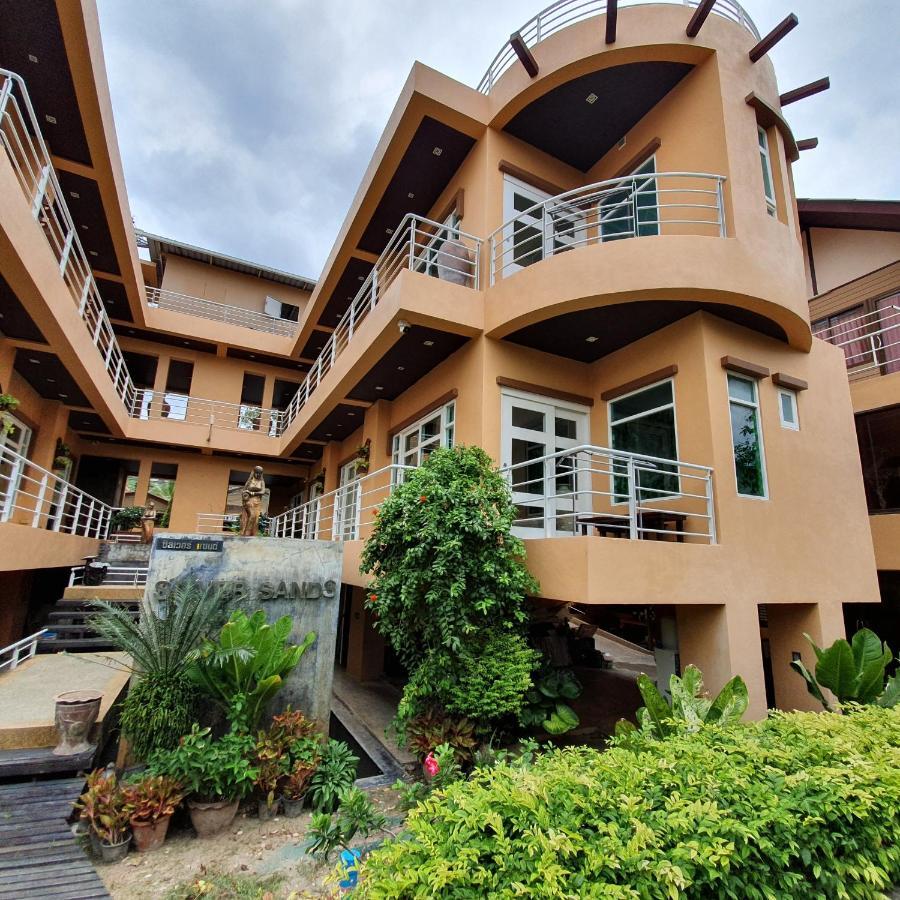 Silver Sands Resort - Тау Экстерьер фото